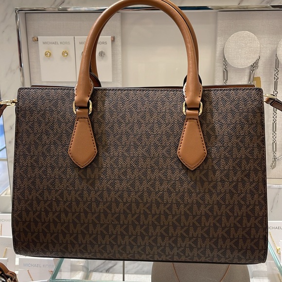 Michael Kors Sheila Medium Signature Logo and Metallic Satchel Crossbody CZ NWT - Picture 8 of 16